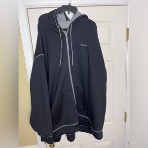 Big and tall zip up hoodie. Reebok 6xl. LIKE NEW.